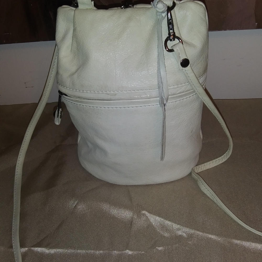 Curi Veritable purse